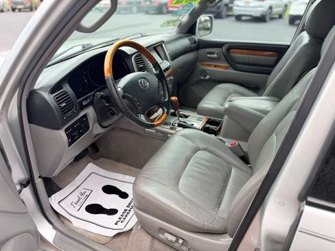 Used 2006 Lexus LX 470 4WD image 9