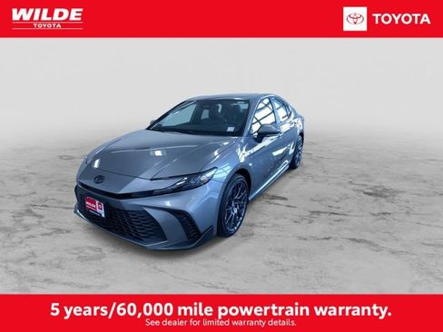 New 2026 Toyota Camry SE image 5