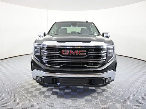 Used 2024 GMC Sierra 1500 SLT AWD/4WD image 11