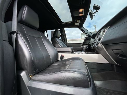 Used 2015 Ford Expedition Max Limited image 11