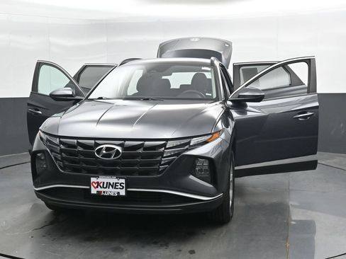 Used 2024 Hyundai Tucson SEL AWD/4WD image 48
