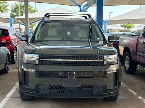 Used 2025 Hyundai Santa Fe Calligraphy FWD image 2