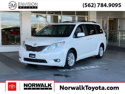Used 2017 Toyota Sienna XLE w/ XLE Navigation Package
