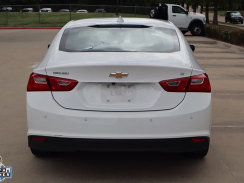 Used 2024 Chevrolet Malibu LT FWD image 4