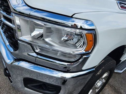 Used 2024 RAM 2500 Big Horn AWD/4WD image 26