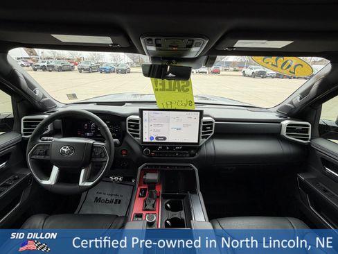 Used 2025 Toyota Tundra Limited image 19