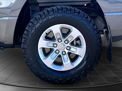 Used 2024 RAM 1500 Laramie image 36