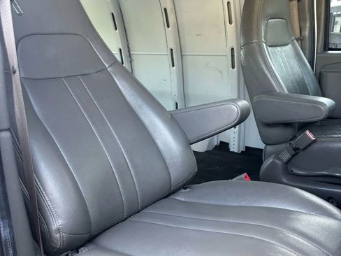 Used 2021 Chevrolet Express 2500 w/ Driver Convenience Package image 14