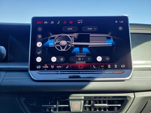 New 2026 Volkswagen Tiguan SE R-Line AWD/4WD image 18