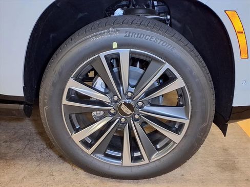 New 2026 Cadillac Escalade ESV Sport image 4