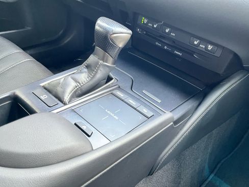 Used 2019 Lexus ES 350 F Sport w/ Accessory Package 2 FWD image 20