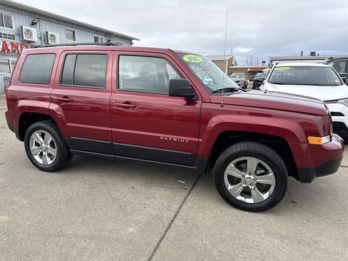 Used 2017 Jeep Patriot Latitude image 10