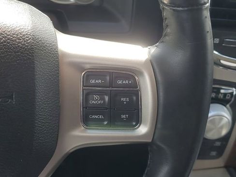 Used 2017 RAM 1500 Laramie w/ Convenience Group AWD/4WD image 25