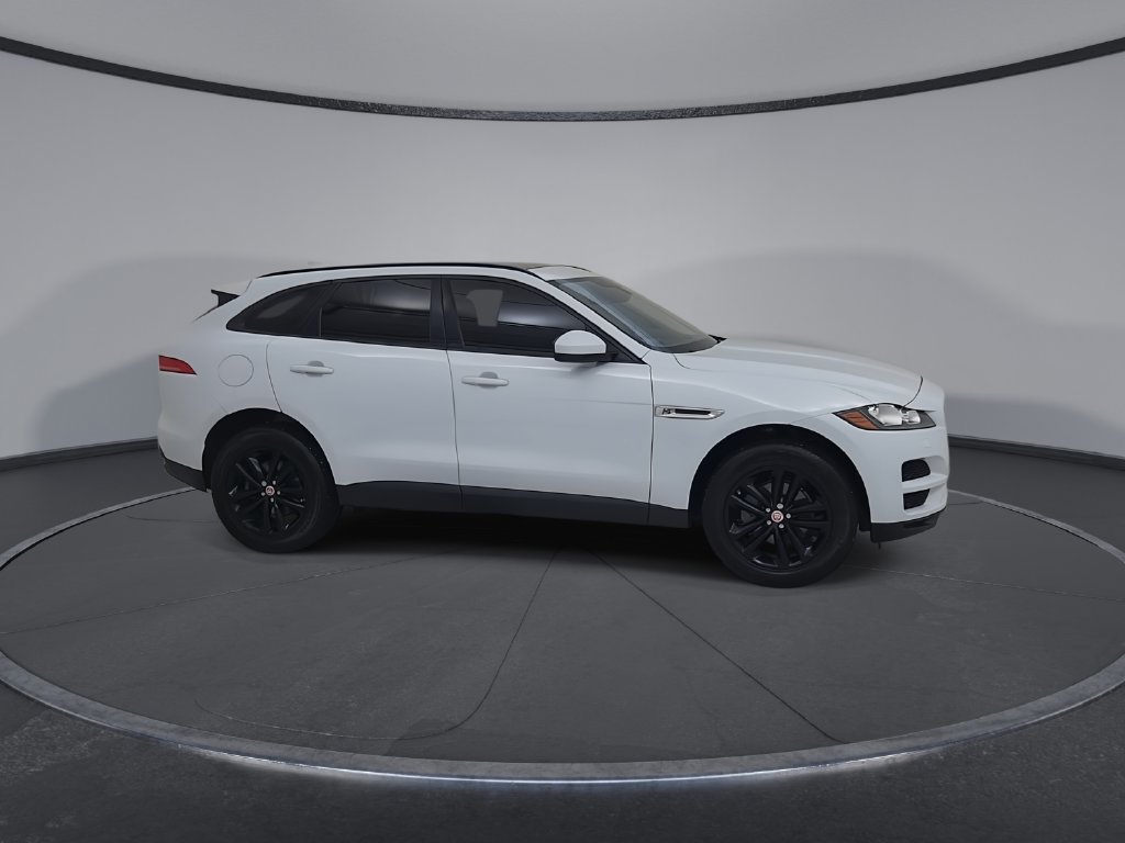 Used 2018 Jaguar F-PACE Premium AWD/4WD image 18
