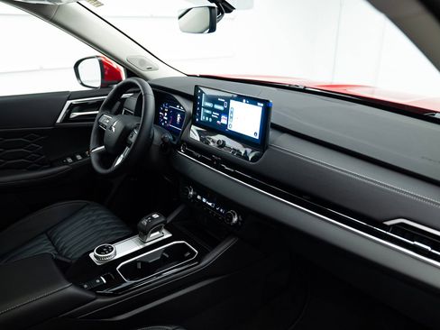 New 2025 Mitsubishi Outlander SEL image 15