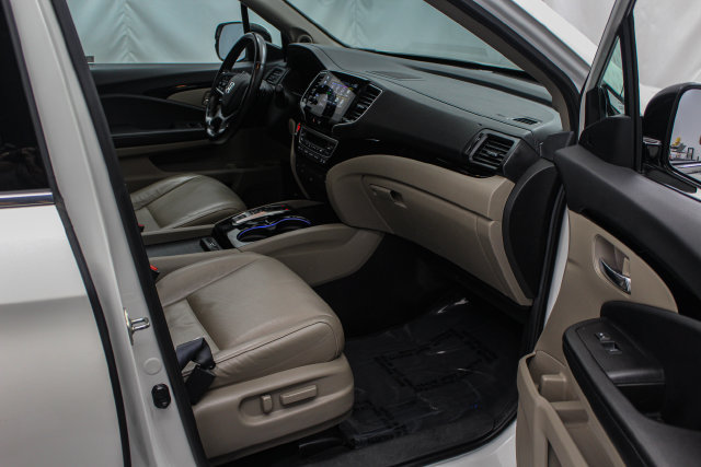 Used 2019 Honda Pilot Touring image 15