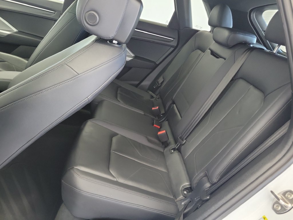Used 2025 Audi Q3 2.0T Premium AWD/4WD image 14