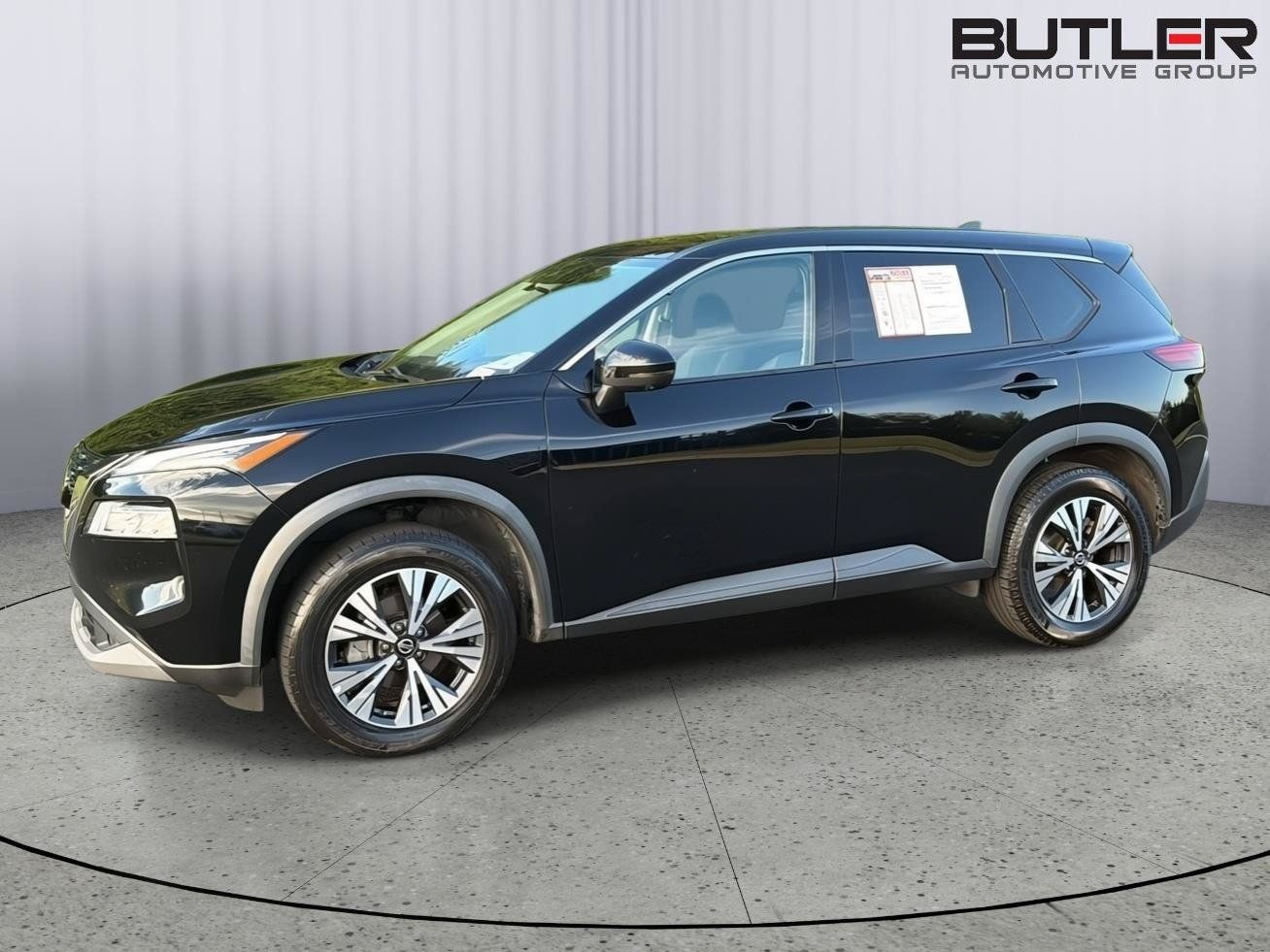Used 2021 Nissan Rogue SV AWD/4WD image 3