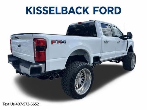Used 2023 Ford F250 Lariat w/ Lariat Ultimate Package AWD/4WD image 4