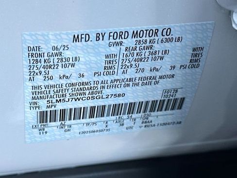 Used 2025 Lincoln Aviator Reserve w/ Jet Appearance Package image 26