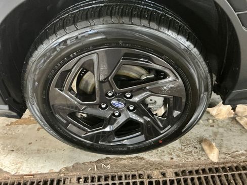 Certified 2025 Subaru Crosstrek 2.5i Sport w/ Crosstrek Mirror Package image 12