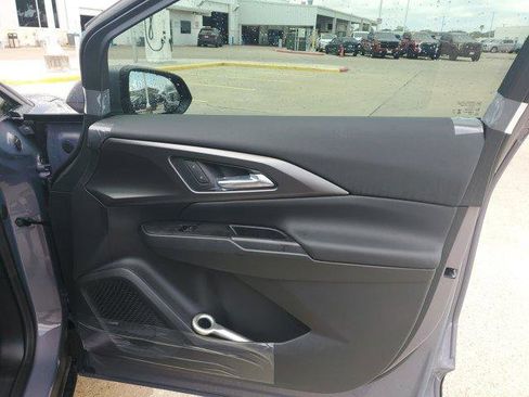 New 2026 Chevrolet Equinox EV LT image 9