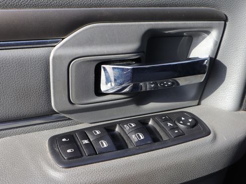 Used 2019 RAM 1500 Big Horn image 19