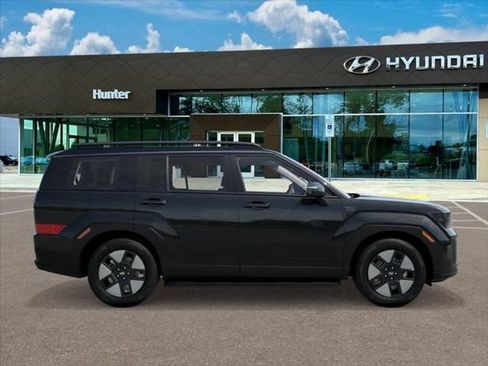 Used 2026 Hyundai Santa Fe SEL FWD image 7