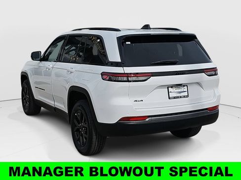 New 2026 Jeep Grand Cherokee Altitude AWD/4WD image 5