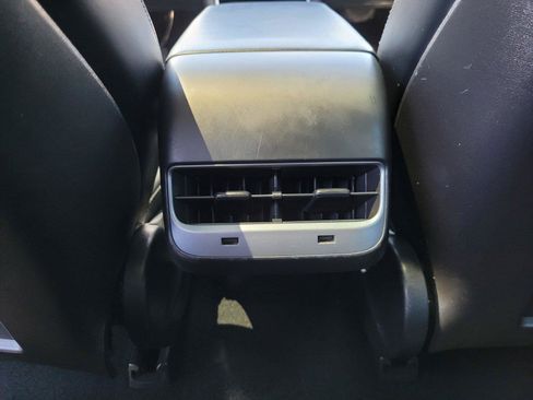Used 2019 Tesla Model 3 Standard Range Plus RWD image 18