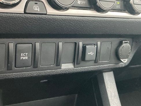 Used 2023 Toyota Tacoma SR AWD/4WD image 22
