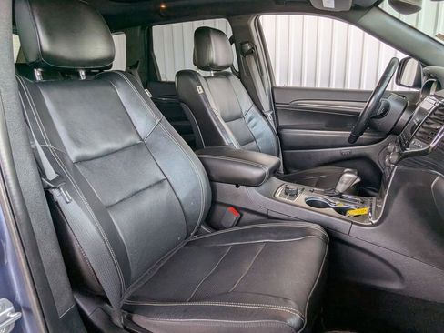 Used 2021 Jeep Grand Cherokee Limited w/ Quick Order Package 28K 80th AWD/4WD image 18