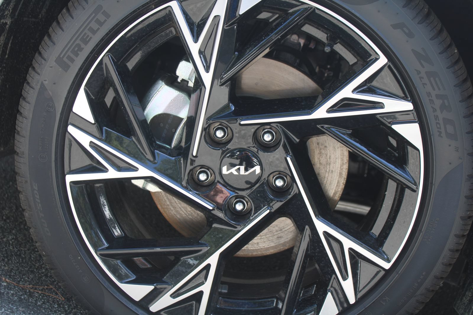 New 2026 Kia K5 GT-Line image 17