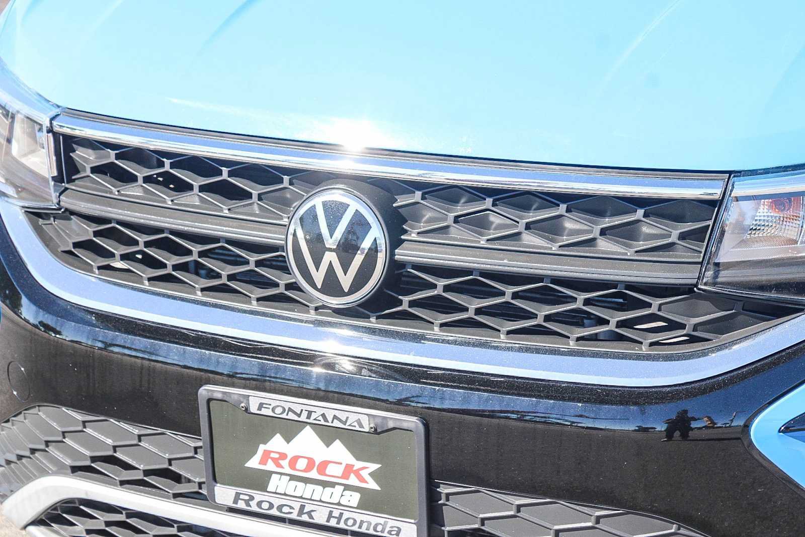 Used 2022 Volkswagen Taos SE FWD image 11