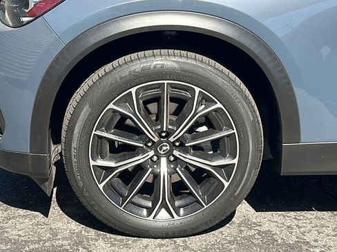 Certified 2025 MAZDA CX-70 Plug-In Hybrid w/ Premium Pkg AWD/4WD image 7