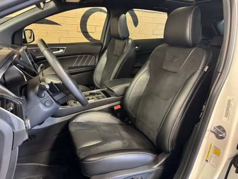 Used 2021 Ford Edge ST w/ Equipment Group 401A AWD/4WD image 27