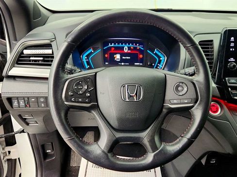 Used 2023 Honda Odyssey Sport image 14