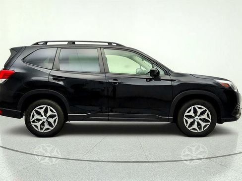 Used 2022 Subaru Forester Premium AWD/4WD image 4