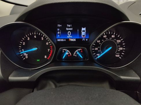 Used 2017 Ford Escape Titanium AWD/4WD image 23