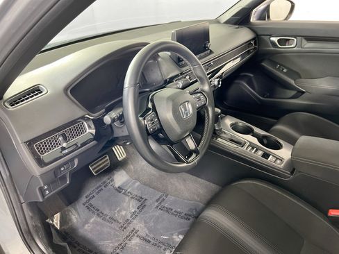 Used 2024 Honda Civic Sport image 9