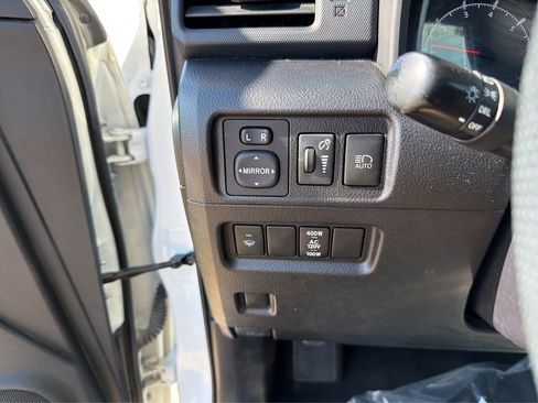 Used 2021 Toyota 4Runner SR5 image 18