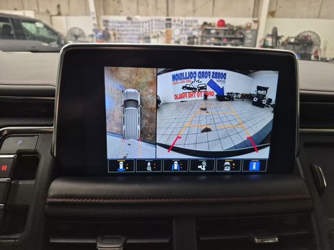 Used 2022 Chevrolet Tahoe RST w/ Sport Performance Package RWD image 37