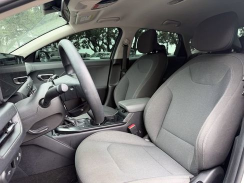 Used 2025 Kia K4 FWD image 7