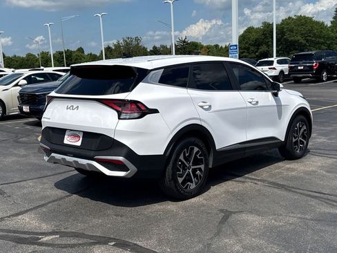 Used 2024 Kia Sportage EX FWD image 11
