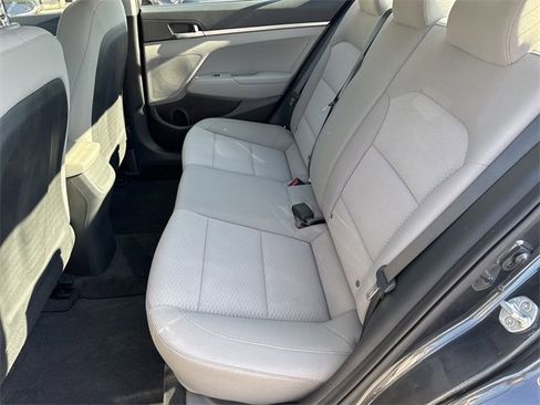 Used 2020 Hyundai Elantra SE w/ Cargo Package (C1) image 20
