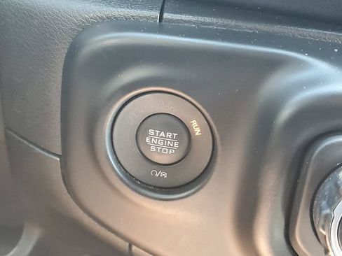 Used 2021 Jeep Wrangler Unlimited Sahara AWD/4WD image 24