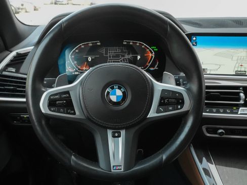 Used 2023 BMW X5 xDrive40i w/ M Sport Package AWD/4WD image 14