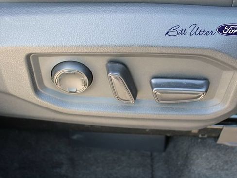 Used 2023 Toyota Tundra Platinum AWD/4WD image 12