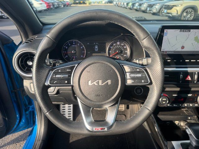 Used 2022 Kia Forte GT-Line w/ GT-Line Premium Package FWD image 12
