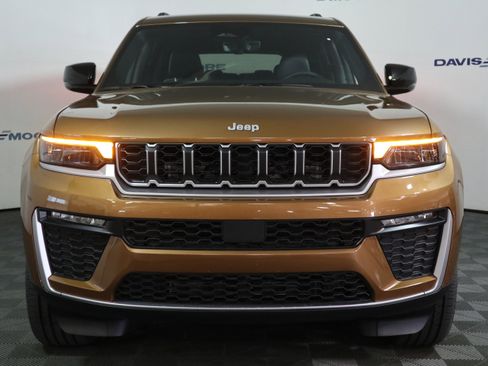 New 2026 Jeep Grand Cherokee L Limited AWD/4WD image 14